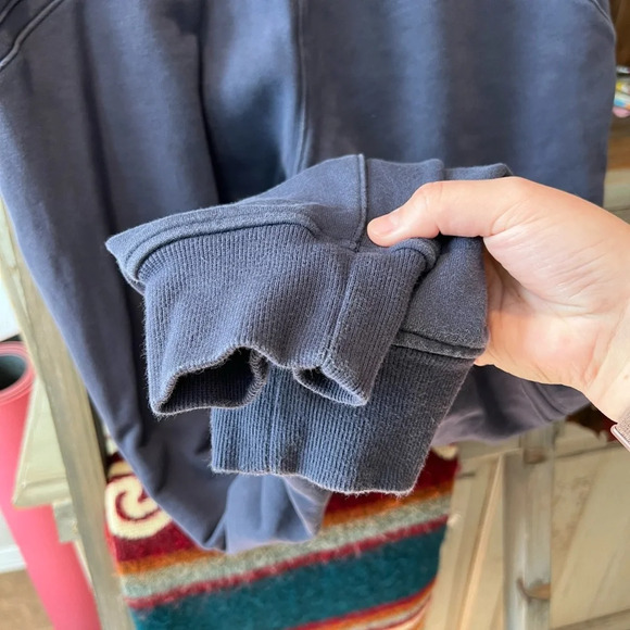 Lululemon women’s Warm Down jogger II size 6 - Picture 5 of 11